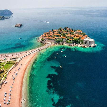 Bmv Room For 2-3 With Greenery View Sveti Stefan Eksteriør billede