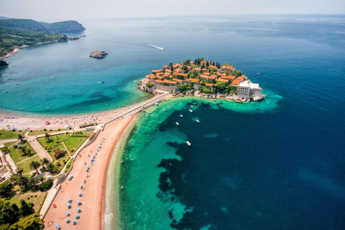 Bmv Room For 2-3 With Greenery View Sveti Stefan Eksteriør billede